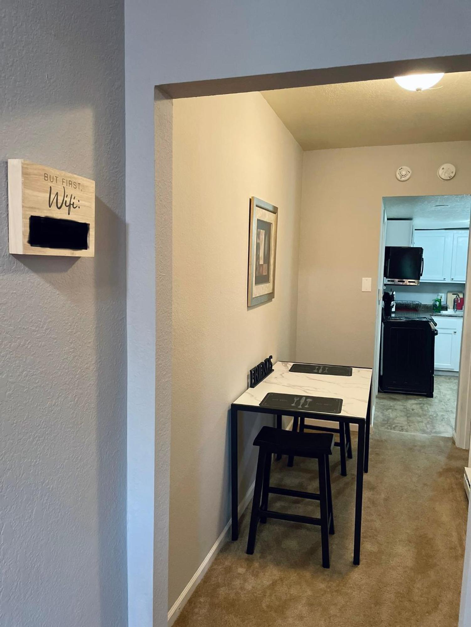 Cozy 1 Bed ~ Close To Soaring Eagle And Downtown Mount Pleasant Exterior foto
